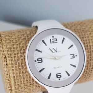 Via Nova White Sleek Modern Enameled Metal Hinged Cuff Watch